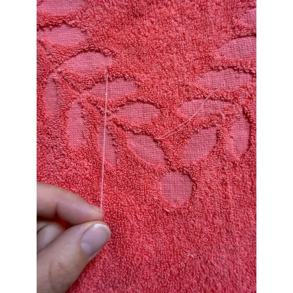 VINTAGE coral pink bath towel